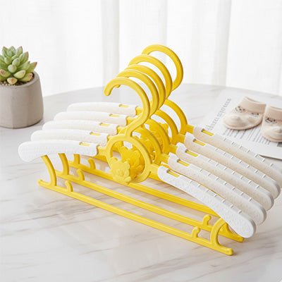 cintre enfant couleur jaune