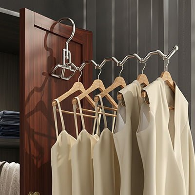 cintre metallique pliant inox porte vêtements blancs