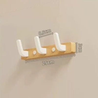 porte manteau bois clair trois crochets blancs