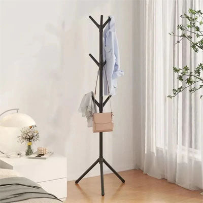 porte manteau sur pied noir chambre